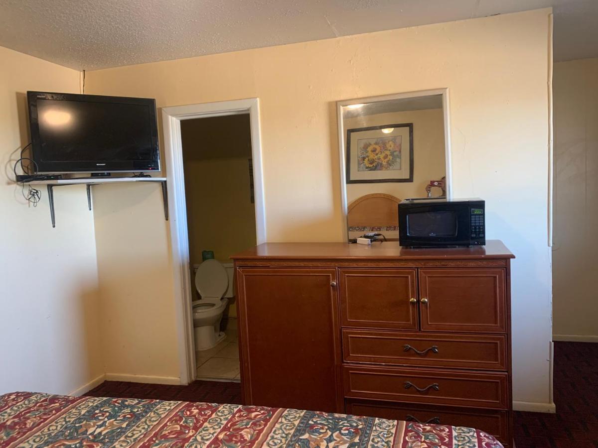 ביג ספרינג Budget Inn מראה חיצוני תמונה