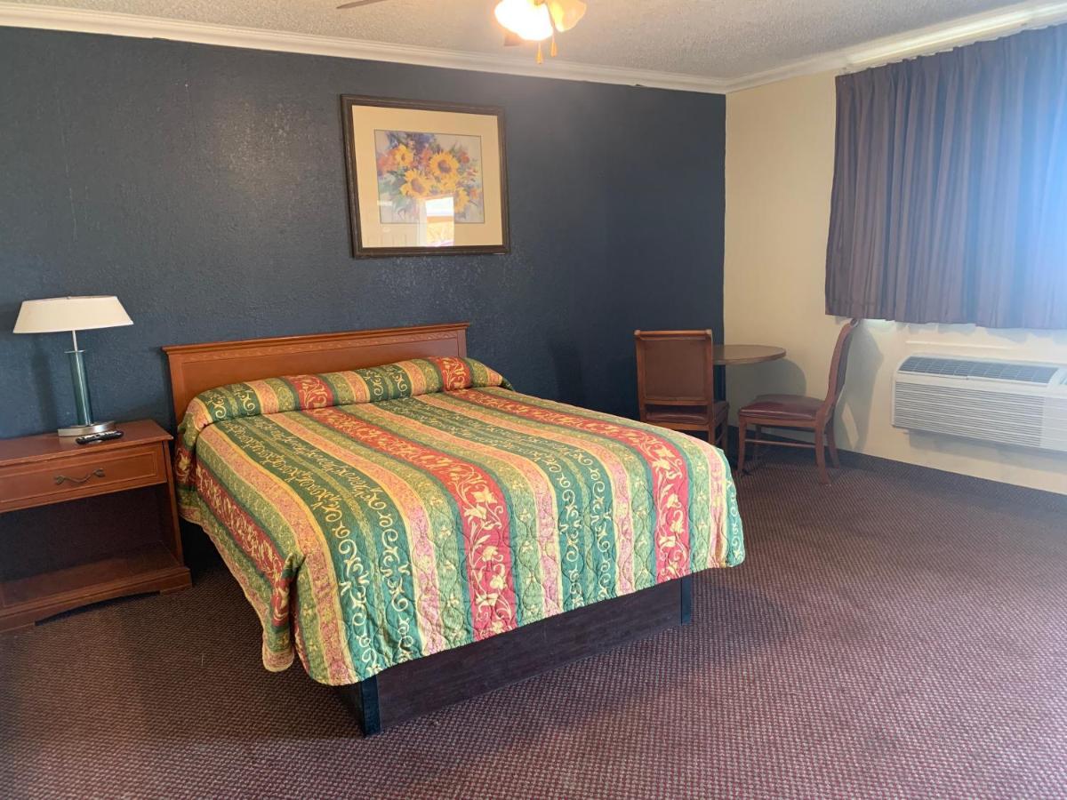 ביג ספרינג Budget Inn מראה חיצוני תמונה